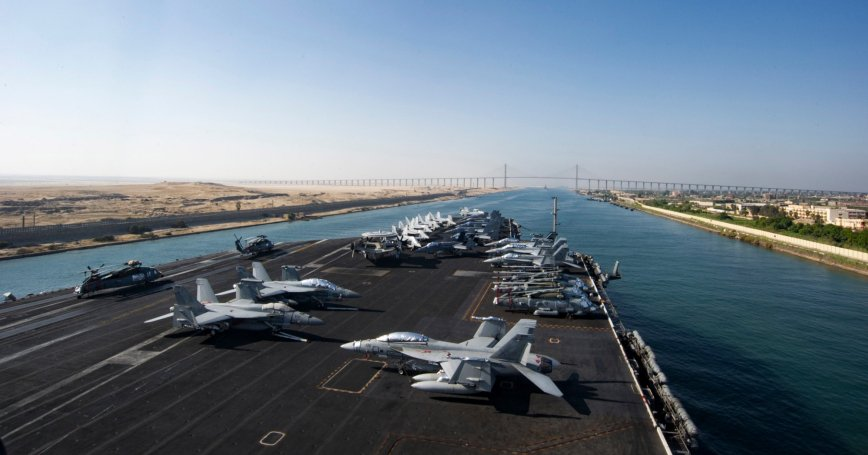 The USS Abraham Lincoln (CVN-72) CSG is entering into Suez Canal. The aircraft carrier leaves Mediterranean Sea after almost one month (it has entered on 13th April)   