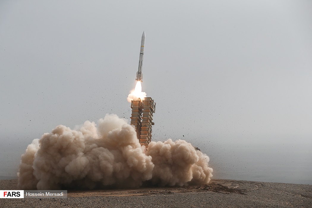 Launches of Sayyad-3 SAM from Iranian 15th Khordad system during air defence drills Modafean-e-Aseman-e-Velayat 98 in Semnan province