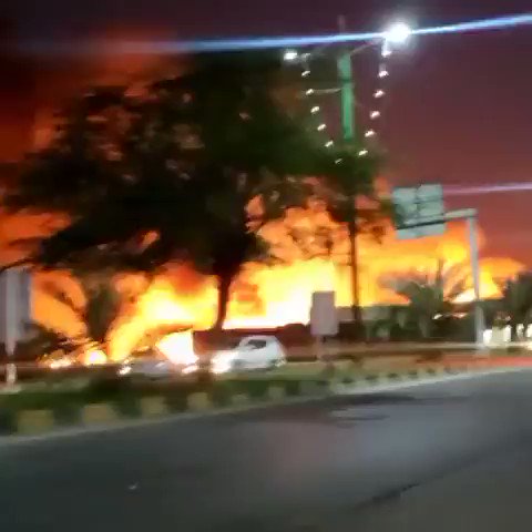 Massive fire on Wednesday at Jarahi town of Mahshahr in Iran's Khuzestan province, where the IRGC used machine guns to kill protesters in 2019.  Iran Protests