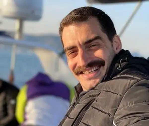 Iranian dissident journalist Mohammad-Bagher Moradi has been abducted in Ankara by Iranian agents, according to his family