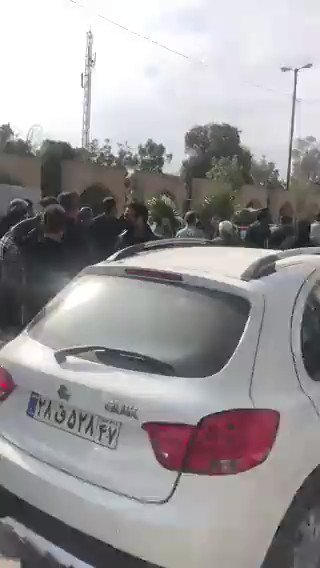 Death to the dictator,- big protest in Arak, Iran