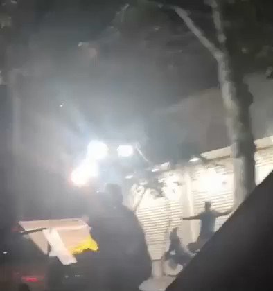 Quite a footage of fighting between protesters and government agents in Qazvin last night