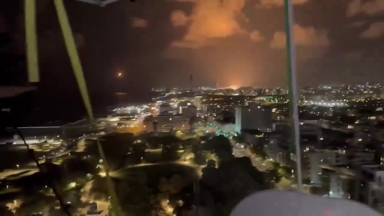 Iranian missiles clearly impacting in Tel Aviv