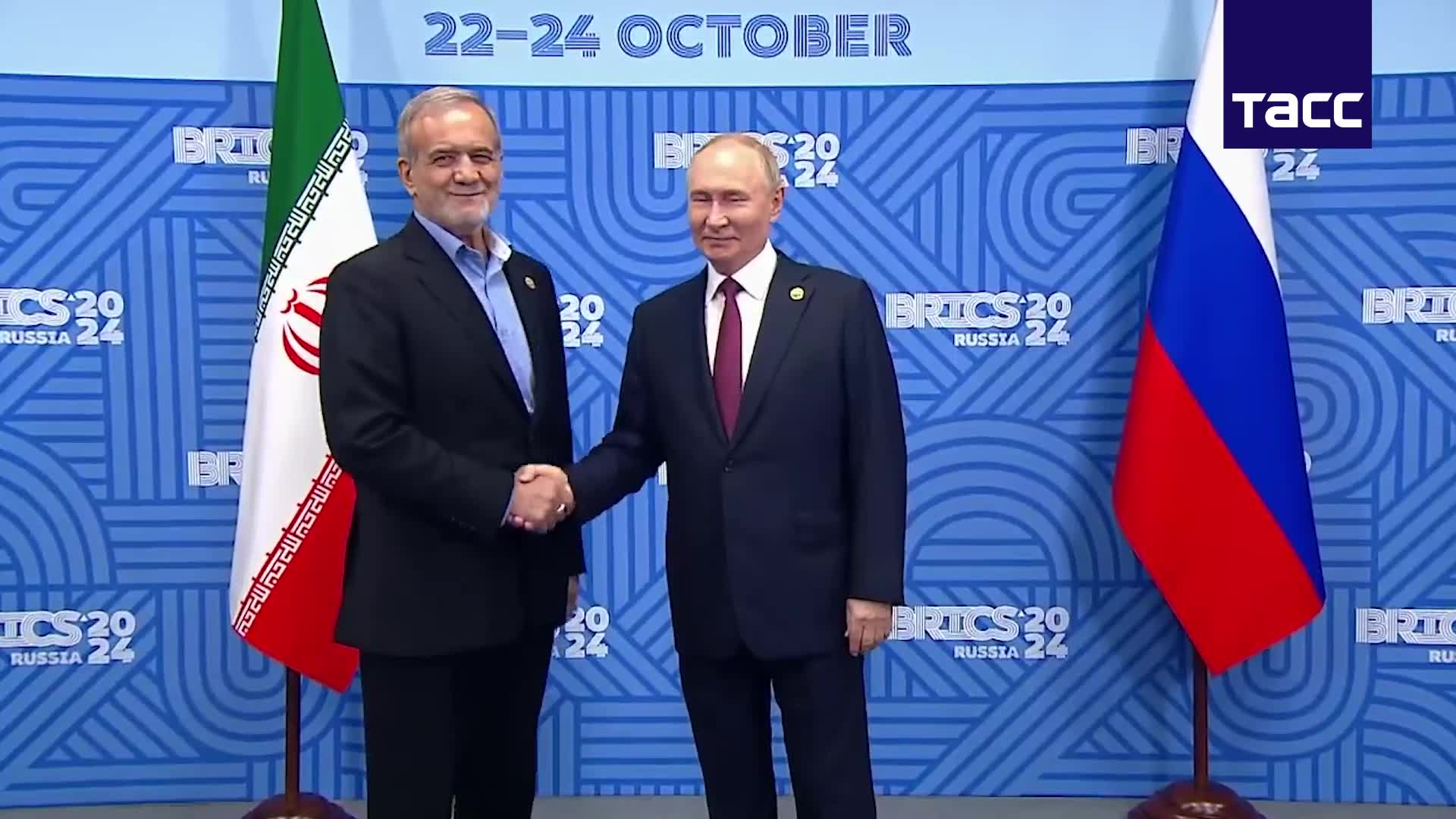 Putin began meeting with Iranian president at BRICS summit. He said comprehensive partnership agreement with Iran will be signed soon