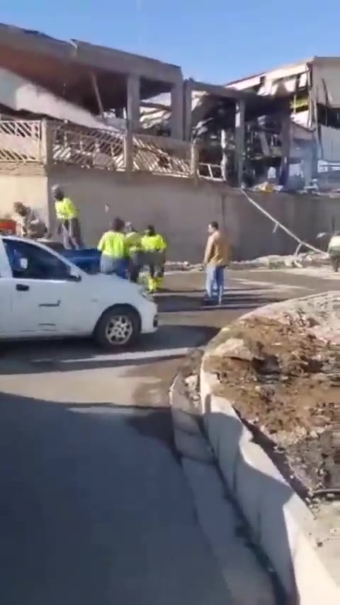 Video of the damages of Teksaz industrial enterprise in Shamsabad industrial town, three factory workers were killed. Their company is involved in the manufacture of parts used in some Iranian drones.