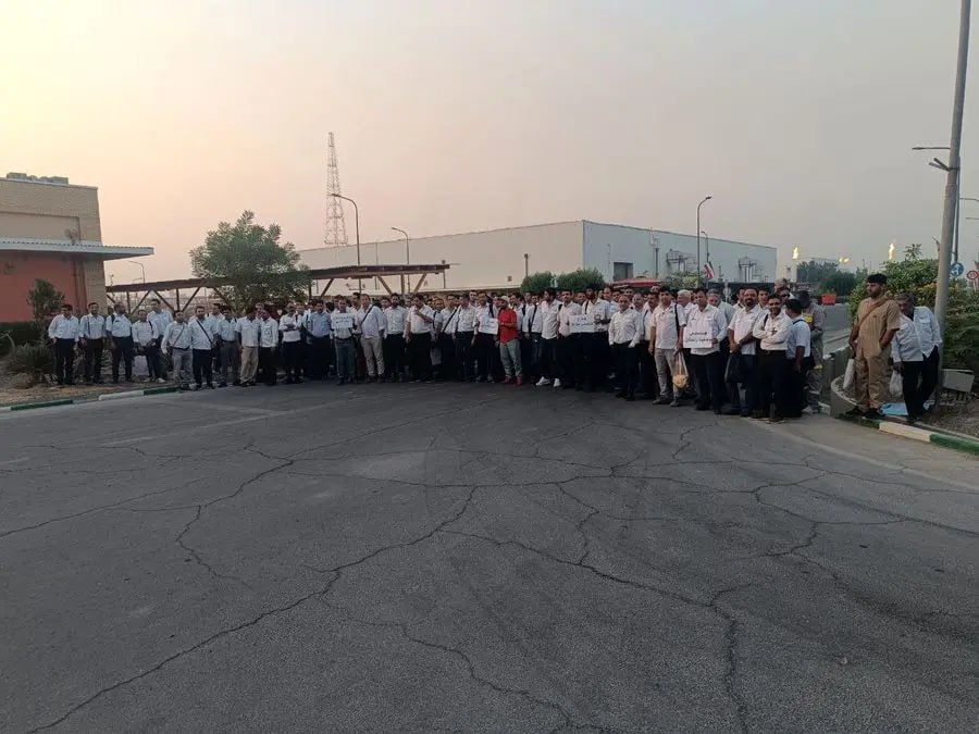 Contract workers of South Pars Gas Company hold 14th week of rallies to protest wages and poor working conditions and lack of response by authorities