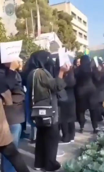 Shiraz, southern Iran: Nurses in Shiraz continue their strikes as the government refrains from addressing their demand for higher pay and better working conditions