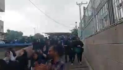 Proteste von Krankenschwestern in Ahvaz. Demonstranten skandieren: „Ruft für eure Rechte