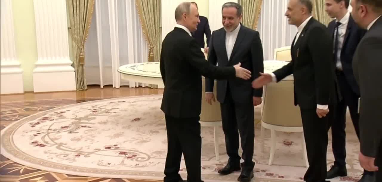 Iranian Foreign Minister Seyyed Abbas Araghchi met Russian President Putin in Moscow