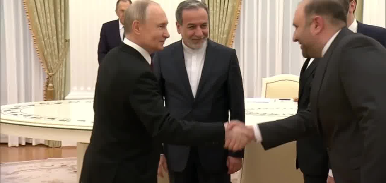 Iranian Foreign Minister Seyyed Abbas Araghchi met Russian President Putin in Moscow