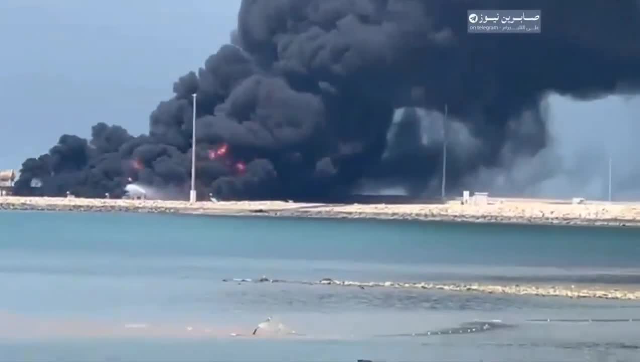 A fire broke out at a petrochemical plant in the port of Bushehr in southwestern Iran