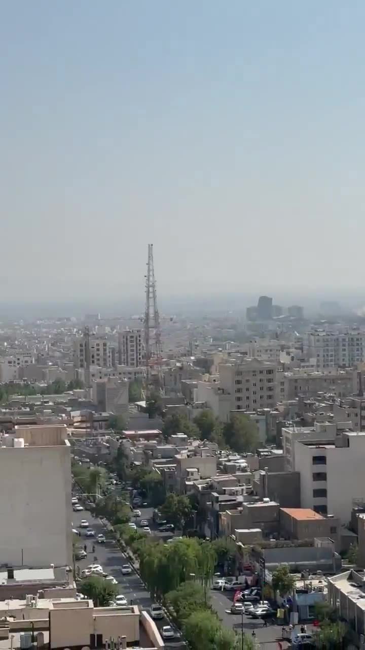 Widespread Israeli Air Force strikes are reported in the Iranian capital Tehran.  Strikes are also reported against Iranian military sites in Shiraz. The Israeli army has said its strikes against Iran's nuclear program and military industries are ongoing.