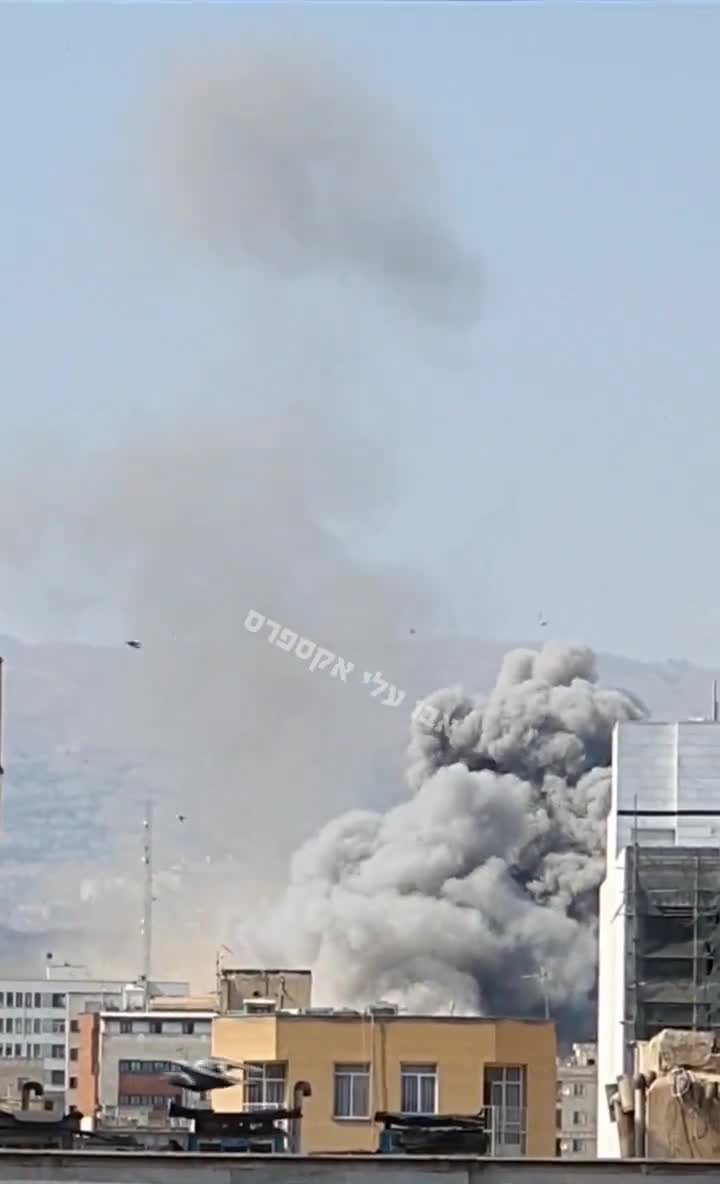 Smokes rising over the Iranian Navy headquarters area in Tehran