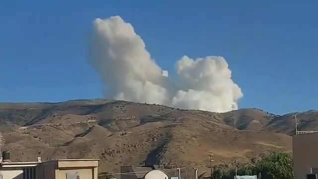 Video: Israeli airstrikes target eastern Tehran, the Iranian capital, amid heavy smoke plumes.