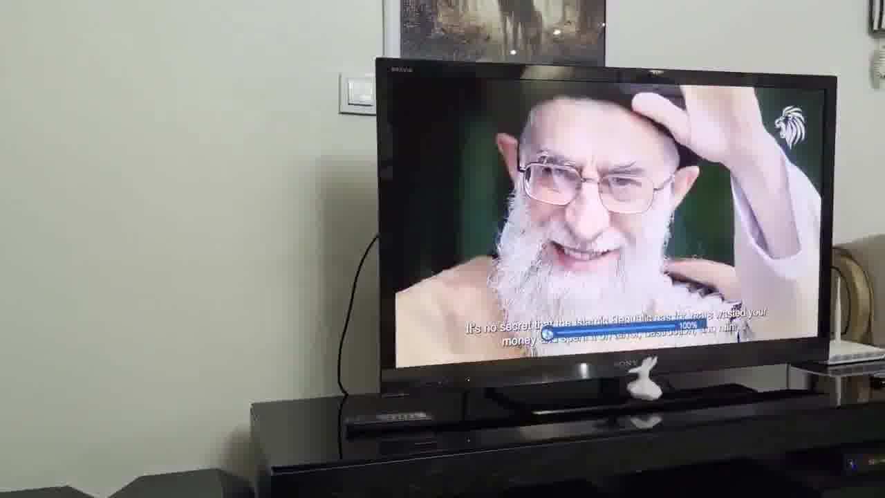 تعرضت هيئة الإذاعة والتلفزيون الإيرانية (IRIB)، إلى جانب قنوات تلفزيونية أخرى، للاختراق.