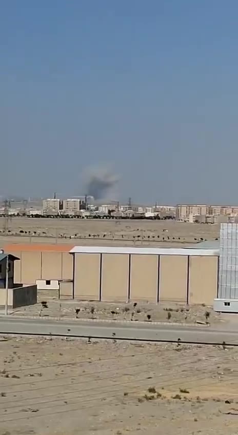 Ataques aéreos em Karaj