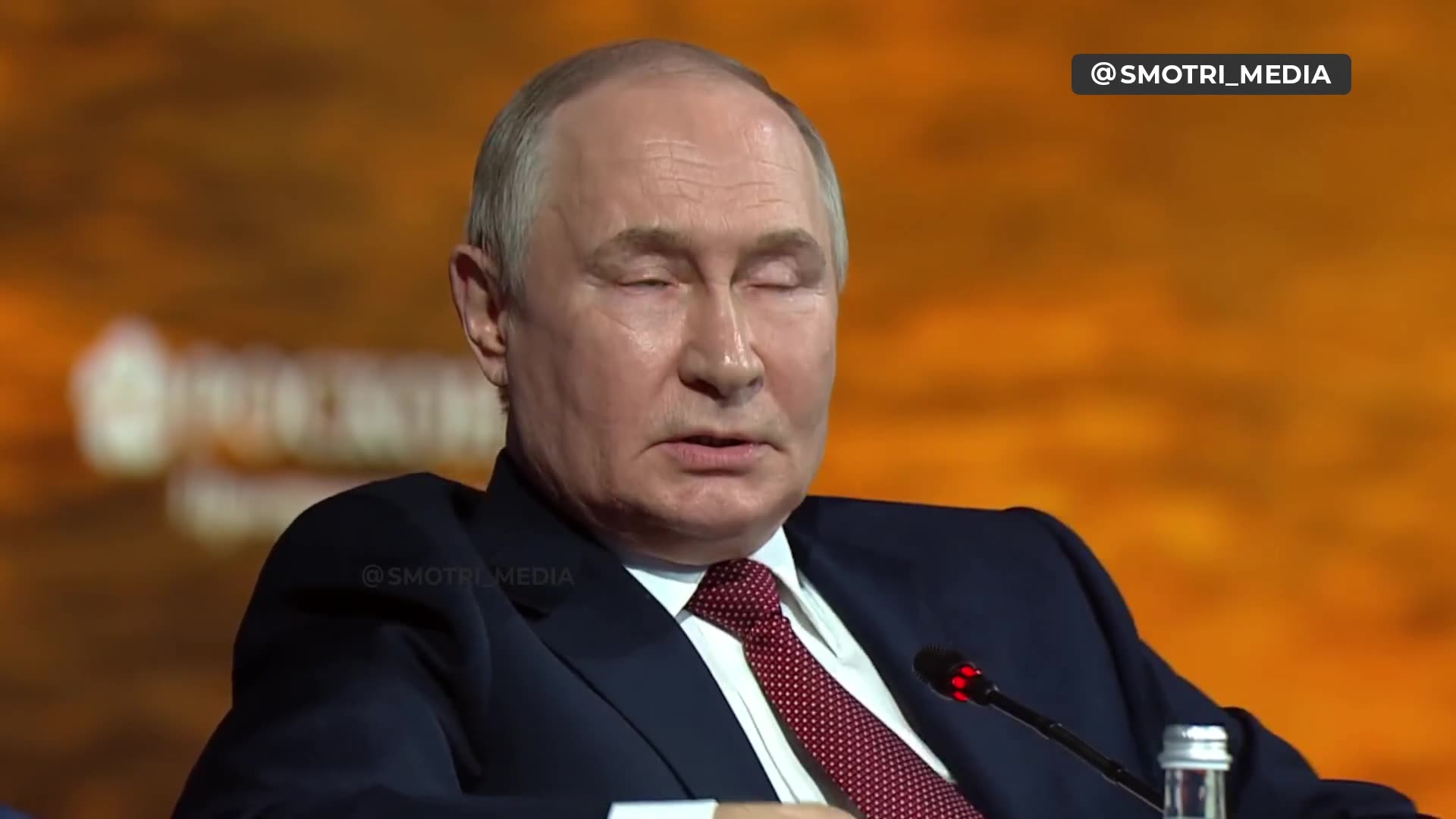 普京：俄罗斯和伊朗正在对抗同一支力量