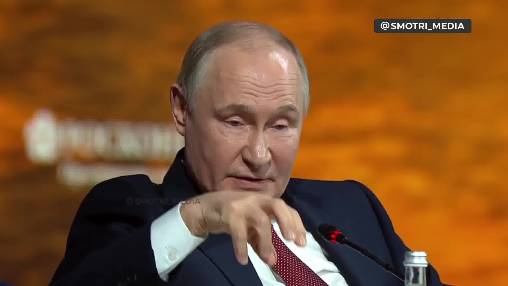 普京：俄罗斯和伊朗正在对抗同一支力量