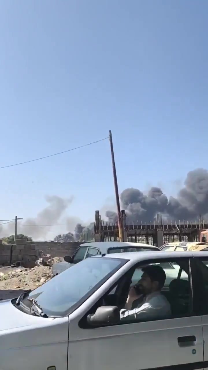 Footage reportedly shows Ashura Bridge in Tabriz targeted by Israeli warplanes