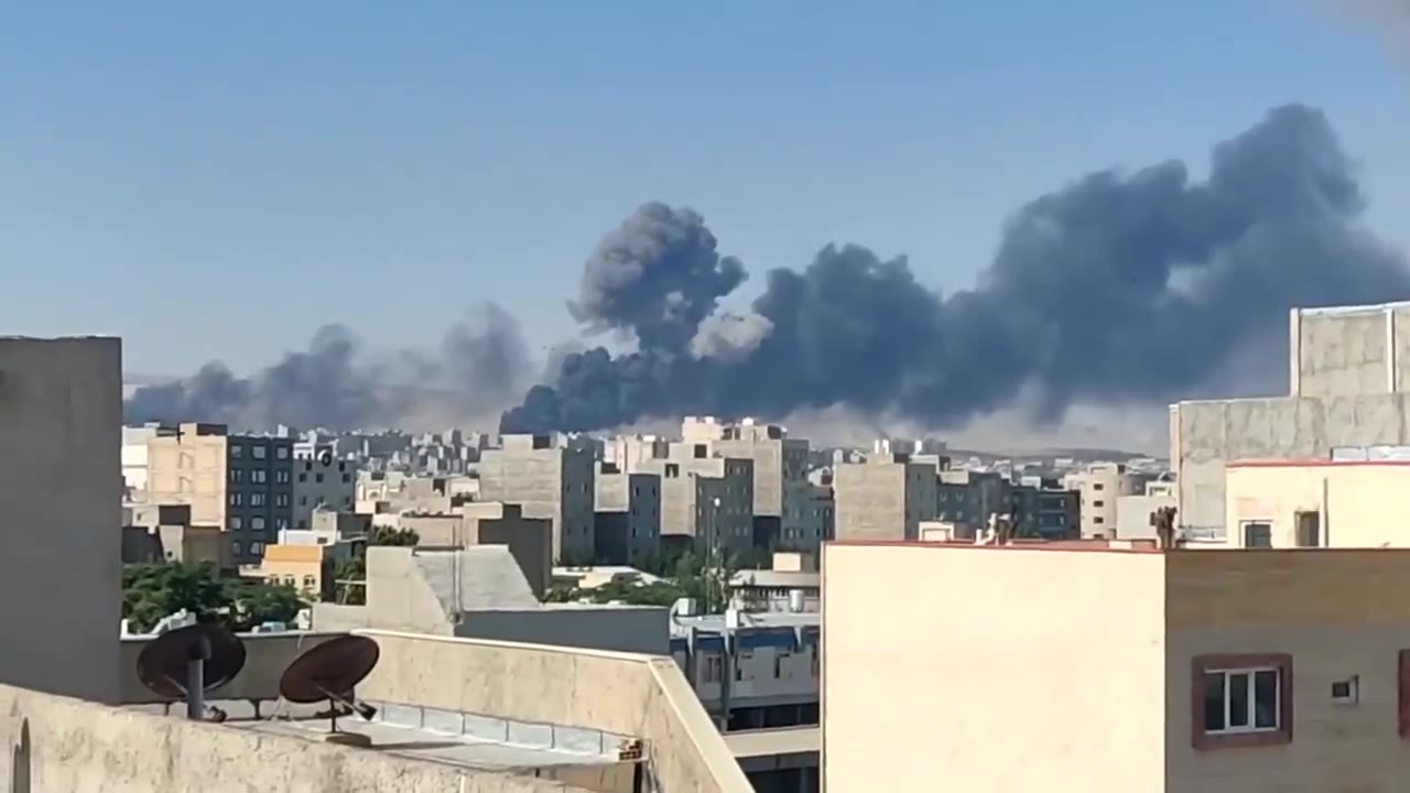 Israeli warplanes keep striking targets in Tehran