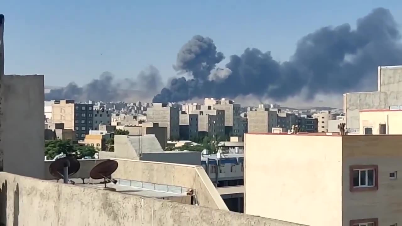 Israeli warplanes keep striking targets in Tehran