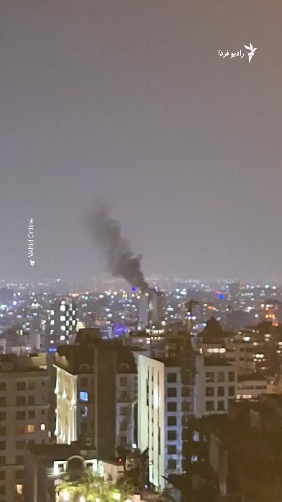 Images posted on social media on the evening of Thursday, July 25, show a fire in one of the units of the Sky Tower in the Farmanieh area of Tehran. There has been no report yet on the cause of the incident or the extent of the damage.