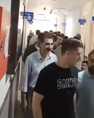 Sanandaj, western Iran: Shopkeepers of Tanakoora market in Sanandaj protest frequent and prolonged power outages severely impacting their businesses during peak hours, leading to loss of customers and revenue