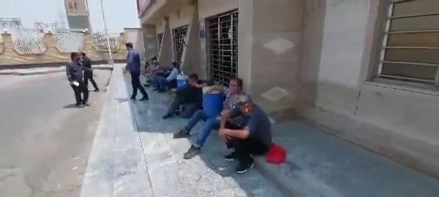 Khuzestan province, southwest Iran: Eighth day of strikes and protests by contract workers of the Razi Petrochemical company. Two protesting workers who had been arrested earlier in the week have not been released yet