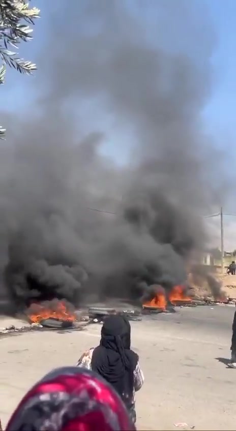 Anti-government protests over water shortages in Iran continue to spread, as demonstrators in Lowshan City block the entrance to Gilan province with burning tires