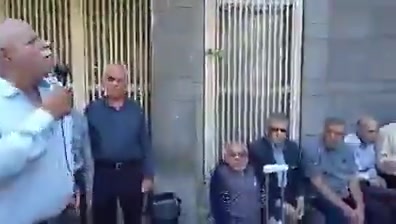 Isfahan, Iran: Retirees of the Telecommunications Company of Iran (TCI) gathered in front of the provincial, protesting corruption and exploitation by regime-linked entities such as EIKO.They chanted: “EIKO stole our rights.”