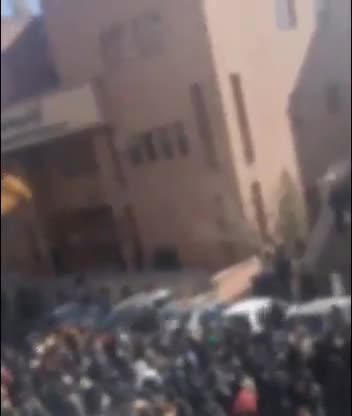 הפגנות גדולות באוניברסיטת בהשתי בטהרן