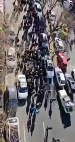 Protests have begun in Tehran's Shiraz South Street as part of the ongoing wave of protests in Iran.