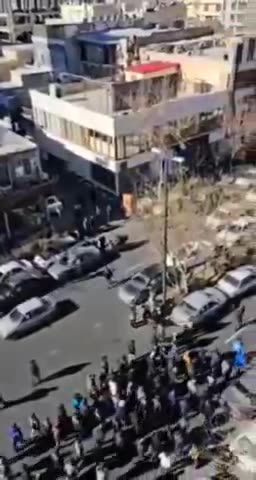 Protests have begun in Tehran's Shiraz South Street as part of the ongoing wave of protests in Iran.