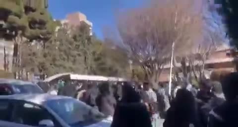 מחאות החלו באספהאן כחלק מגל המחאות המתמשך באיראן.