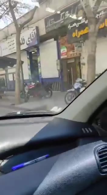 Ahmadabad Street, Isfahan   Dec. 31 — Local merchants join the ongoing protests, showing solidarity with nationwide demonstrations against economic hardships and regime mismanagement
