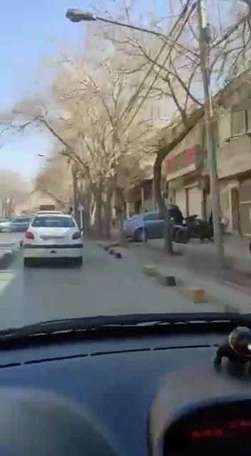Ahmadabad Street, Isfahan   Dec. 31 — Local merchants join the ongoing protests, showing solidarity with nationwide demonstrations against economic hardships and regime mismanagement