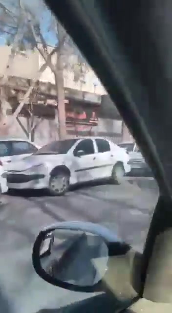 Ahmadabad Street, Isfahan   Dec. 31 — Local merchants join the ongoing protests, showing solidarity with nationwide demonstrations against economic hardships and regime mismanagement