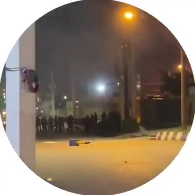 The governor's office in Bostan al-Mulk, Ahvaz, was set on fire