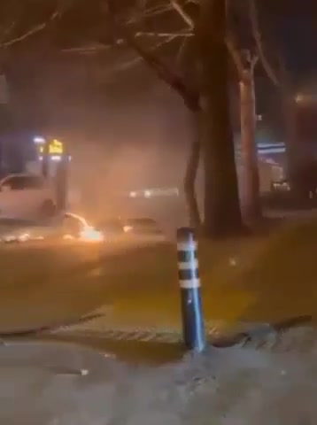 Hamedan, western Iran: Protests continue as demonstrators resist security forces and light fires in different parts of the city