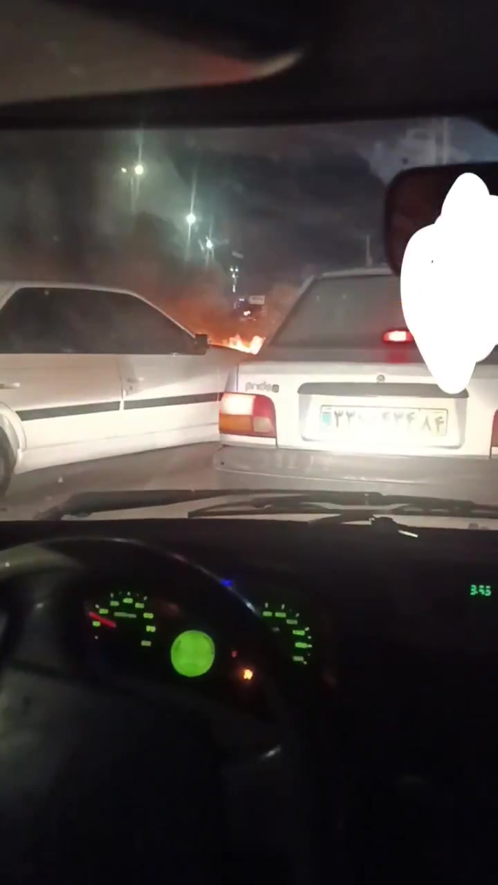 Protesters blocking roads, tonight, in Bandar Abbas, Hormozgan province