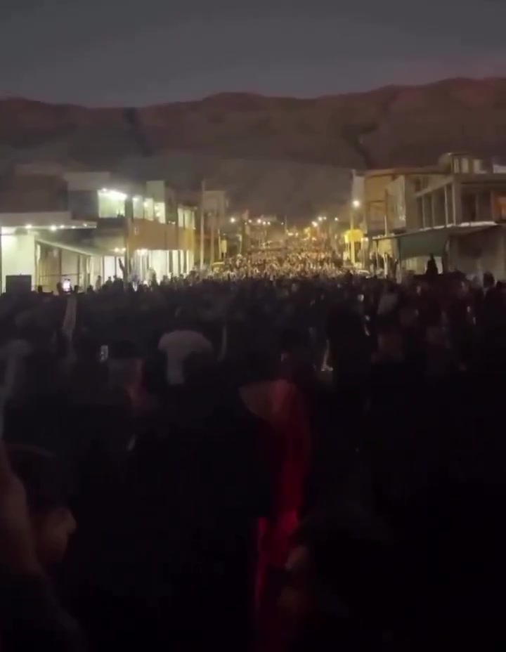 Abdanan, western Iran: footage of celebrations after people took control of the city from the regime's security forces