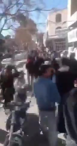 Protests erupt in Kerman bazaar