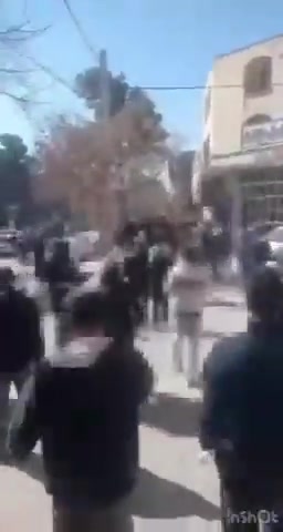 Protests erupt in Kerman bazaar