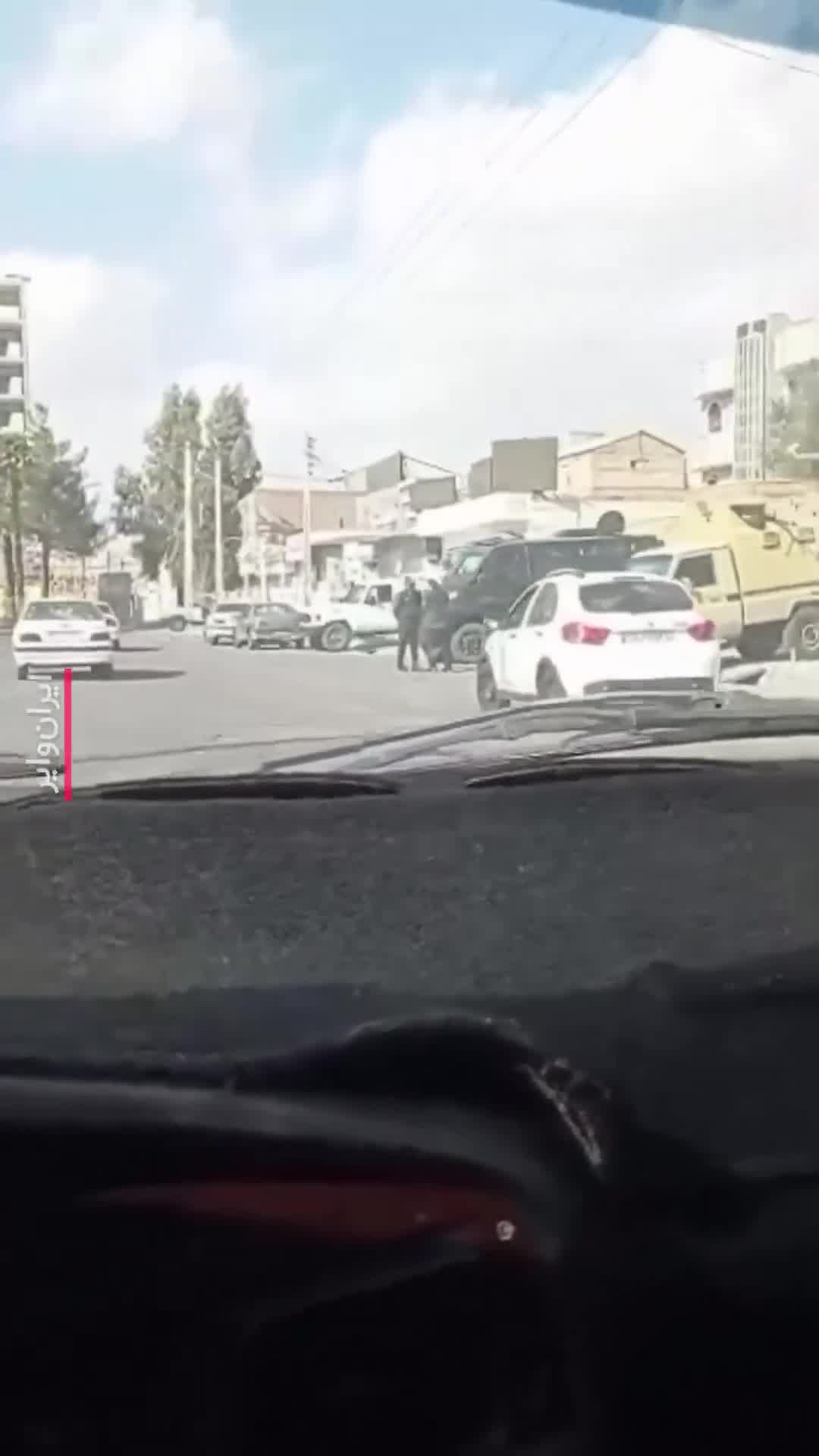 Video purportedly from Zahedan, near the Makki Grand Mosque, showing security forces today Protests broke out last week on Friday