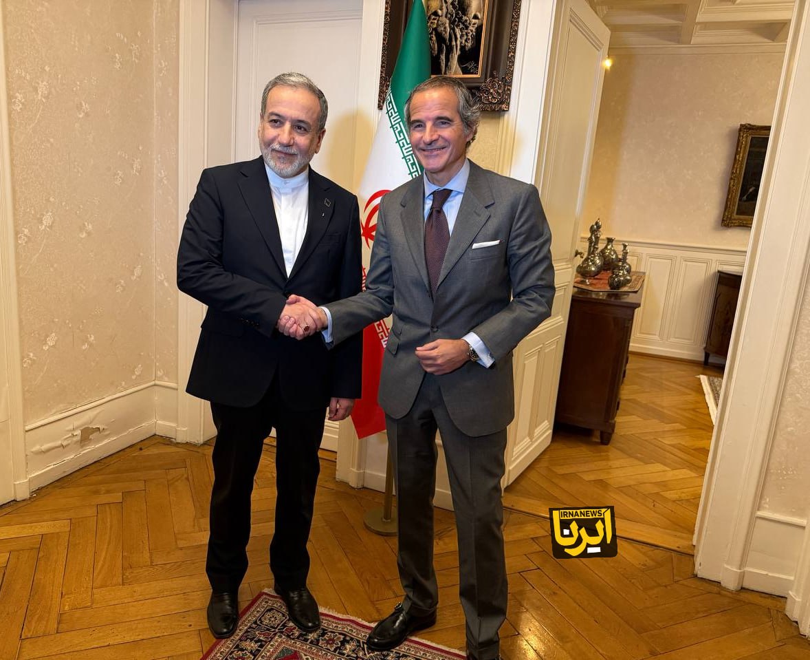 Araghchi meets with the Director General of the International Atomic Energy Agency