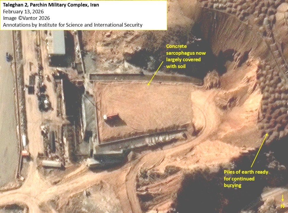 Over the last two to three weeks, Iran has been busy burying the new Taleghan 2 facility at the Parchin military complex with soil. Once the concrete sarcophagus around the facility was hardened, Iran did not hesitate to move soil over large parts of the new facility.  More soil is available and the facility may soon become a fully unrecognizable bunker, providing significant protection from aerial strikes