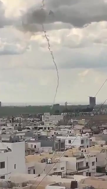 The 1st impact on the international of Hawler (Erbil) was reported an hour ago - it struck a side belonging to the US/Coalition forces ≈1k away from the runway. Now: explosions are being reported above the skies of Hawler, reportedly from interceptions of drones or missiles launched by Iran - shortly before ≈15-20 minutes, a drone has been heard circulating above Hawler; not known to whom it belongs