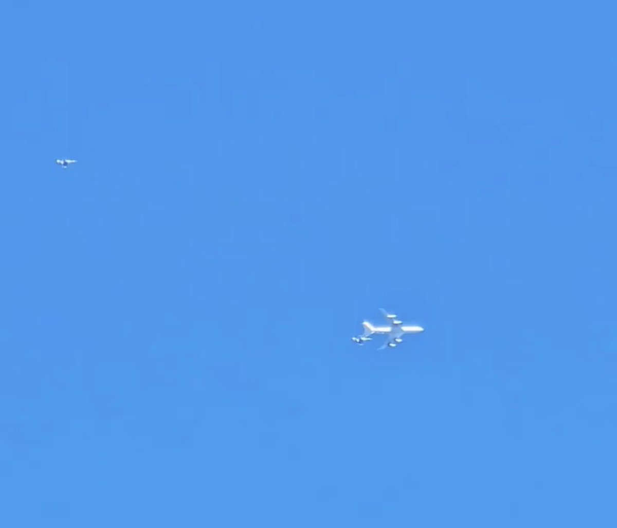 Israeli Air Force tanker over Syria dragging F-16s to conduct airstrikes on Iran