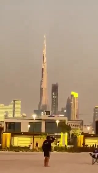 Iran is apparently targeting areas near the Burj Khalifa, with kamikaze drones approaching the building