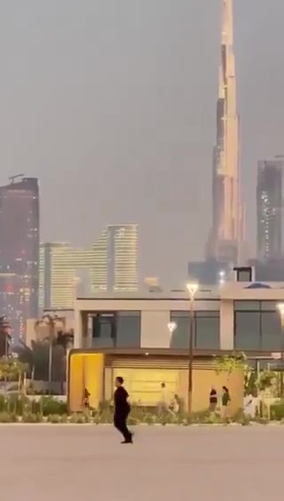 Iran is apparently targeting areas near the Burj Khalifa, with kamikaze drones approaching the building